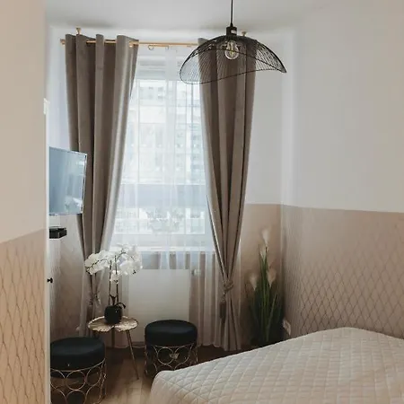 Clicktheflat Gdanski Center Prestige Apart Rooms Warsaw Room photo