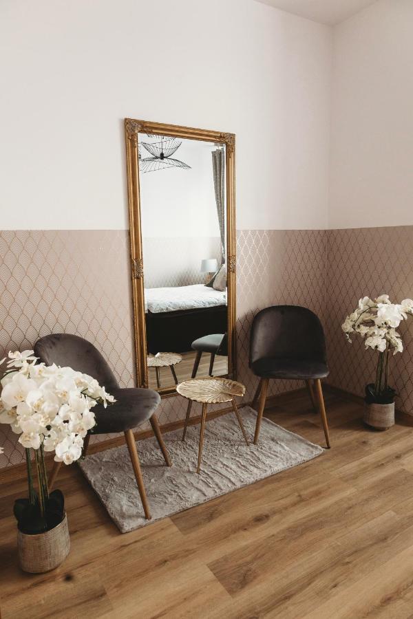 Clicktheflat Gdanski Center Prestige Проживання в сім'ї *