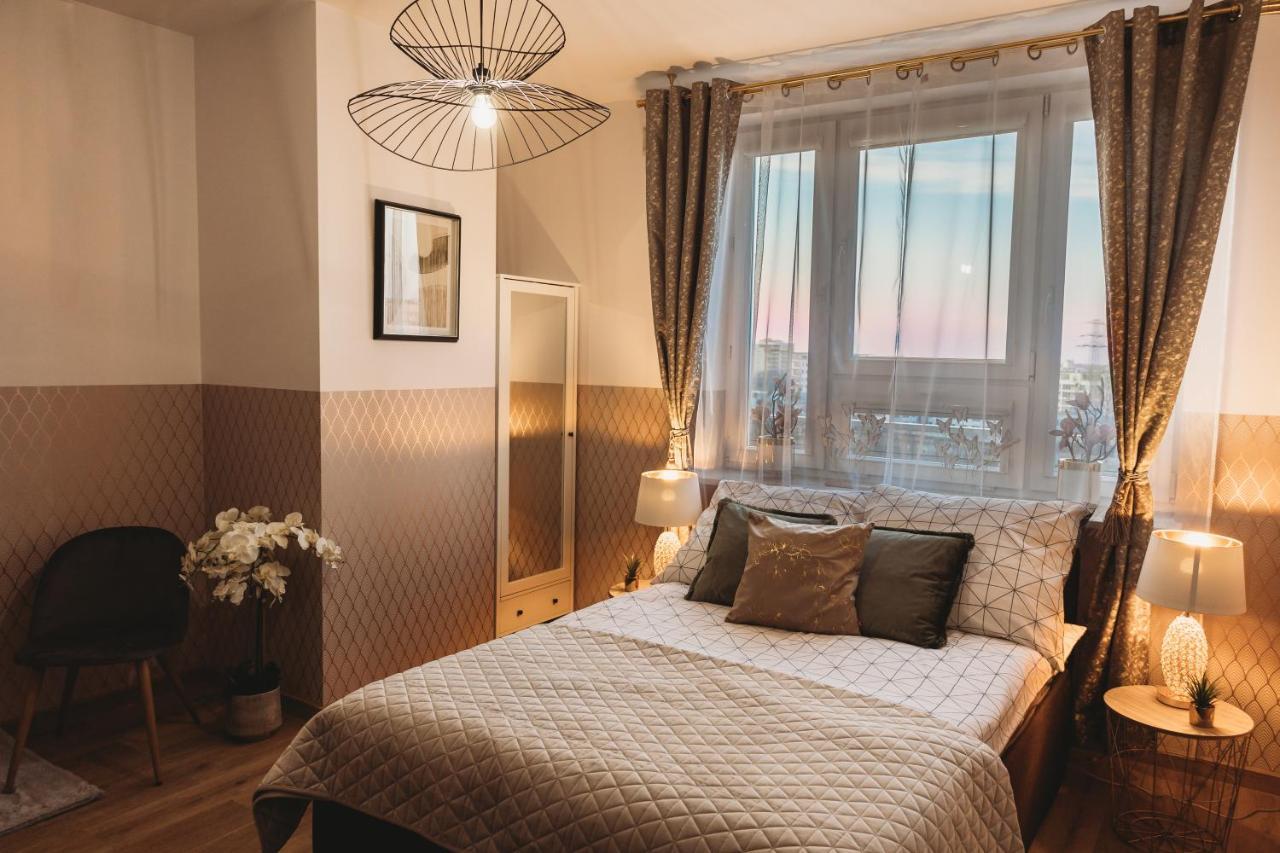 Clicktheflat Gdanski Center Prestige Homestay